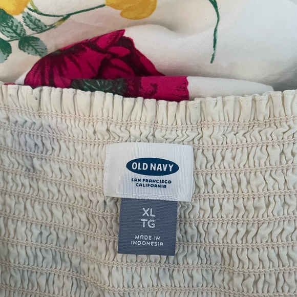 Old Navy Floral Dress - Picture 4 of 5